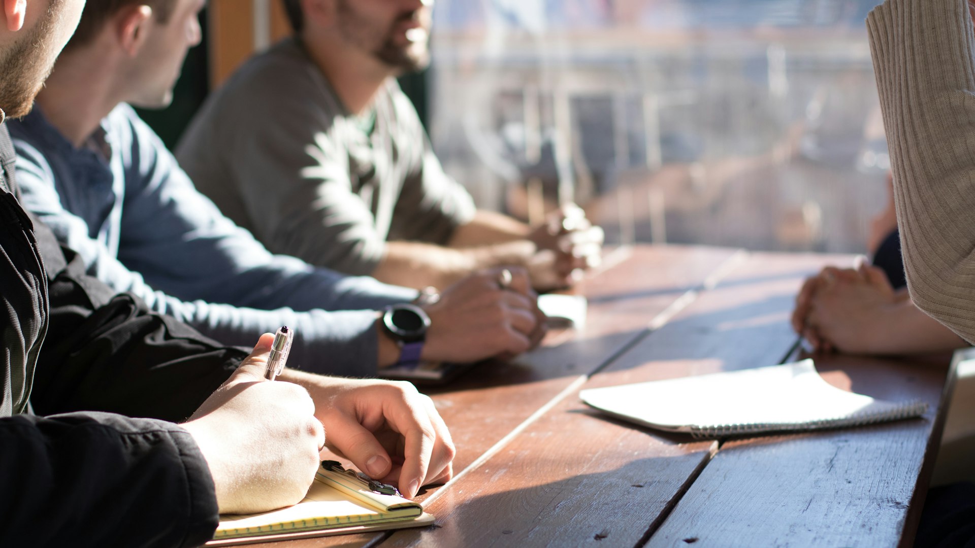 Fee-based vs. modelo comissionado: qual a diferença — fee-based vs comissionado